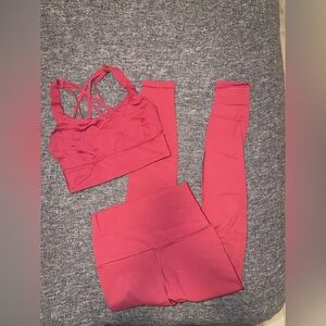LULULEMON SET - WORN ONCE! size 6 - Chianti